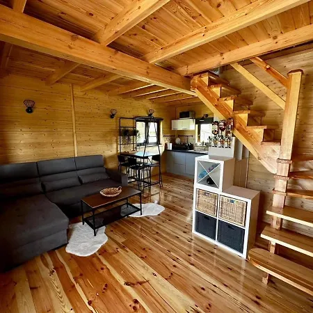 Prázdninový dům Letniskowy Aster Z Basenem I Jacuzzi *